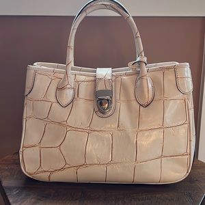 Dooney and Bourke Handbag